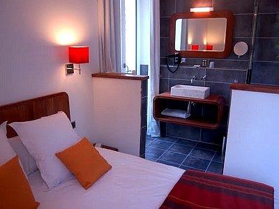 Reservation d'hotel à Milon-la-Chapelle