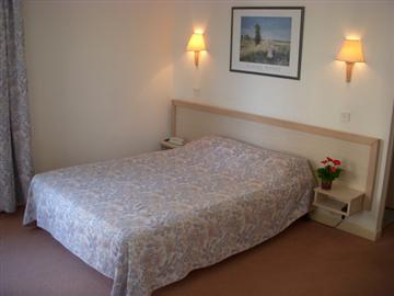 Reservation d'hotel à Dinan