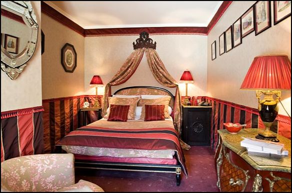 Reservation d'hotel à Saint-Laurent-des-Arbres