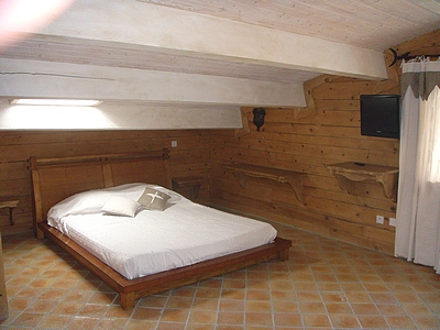 Reservation d'hotel à Puygiron