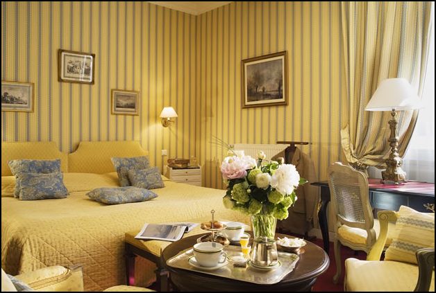 Reservation d'hotel à Luynes