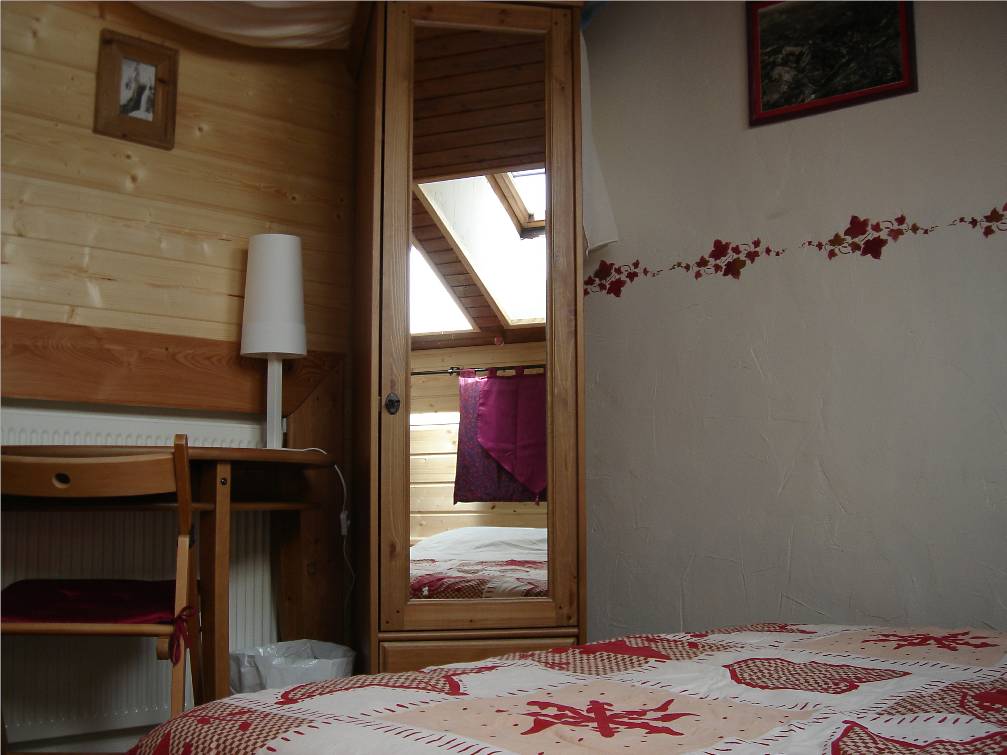 Reservation d'hotel à Seyne