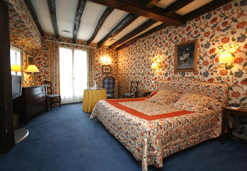 Reservation d'hotel à Varetz
