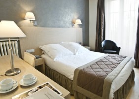Reservation d'hotel à Annecy