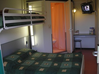 Reservation d'hotel à Plaisir