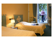 Reservation d'hotel à Trets