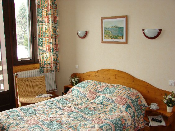 Reservation d'hotel à Saint-Anastaise