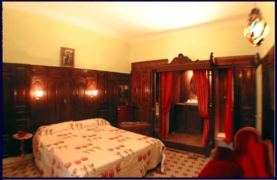 Reservation d'hotel à Montfrin
