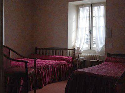 Reservation d'hotel à Saint-Sauves-d'Auvergne