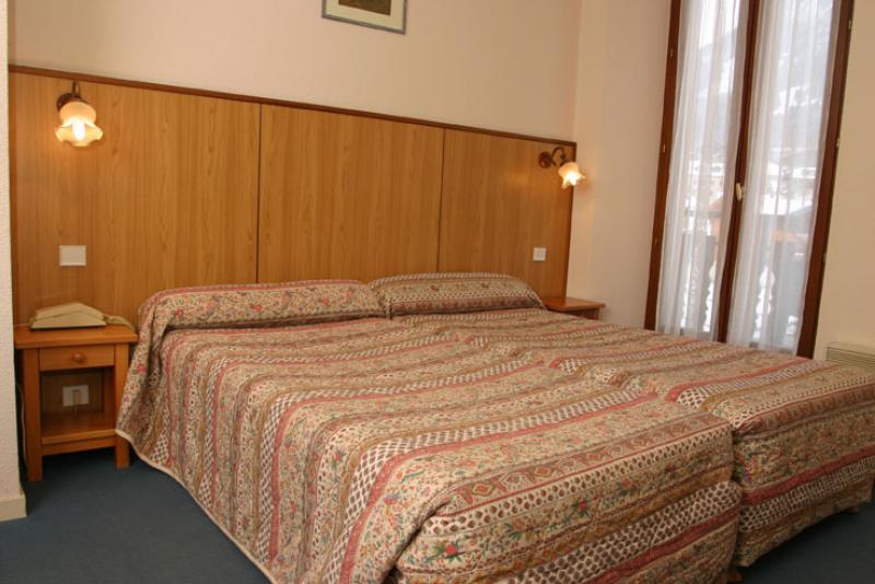 Reservation d'hotel à Bernex