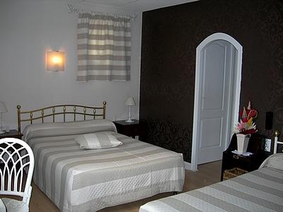 Reservation d'hotel à Bielle