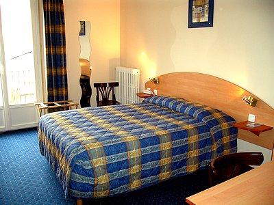 Reservation d'hotel à Bédée