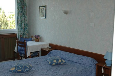 Reservation d'hotel à Aubérives-sur-Varèze
